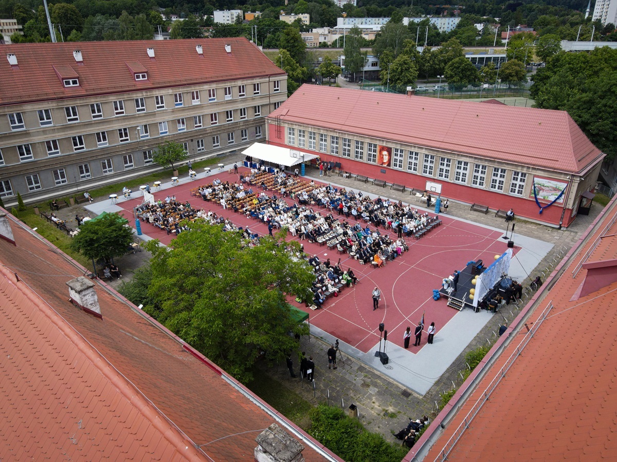 jubileusz-75-lecia-ix-lo-za-nami-dziekujemy-za-wspolne-swietowanie-701169.jpg